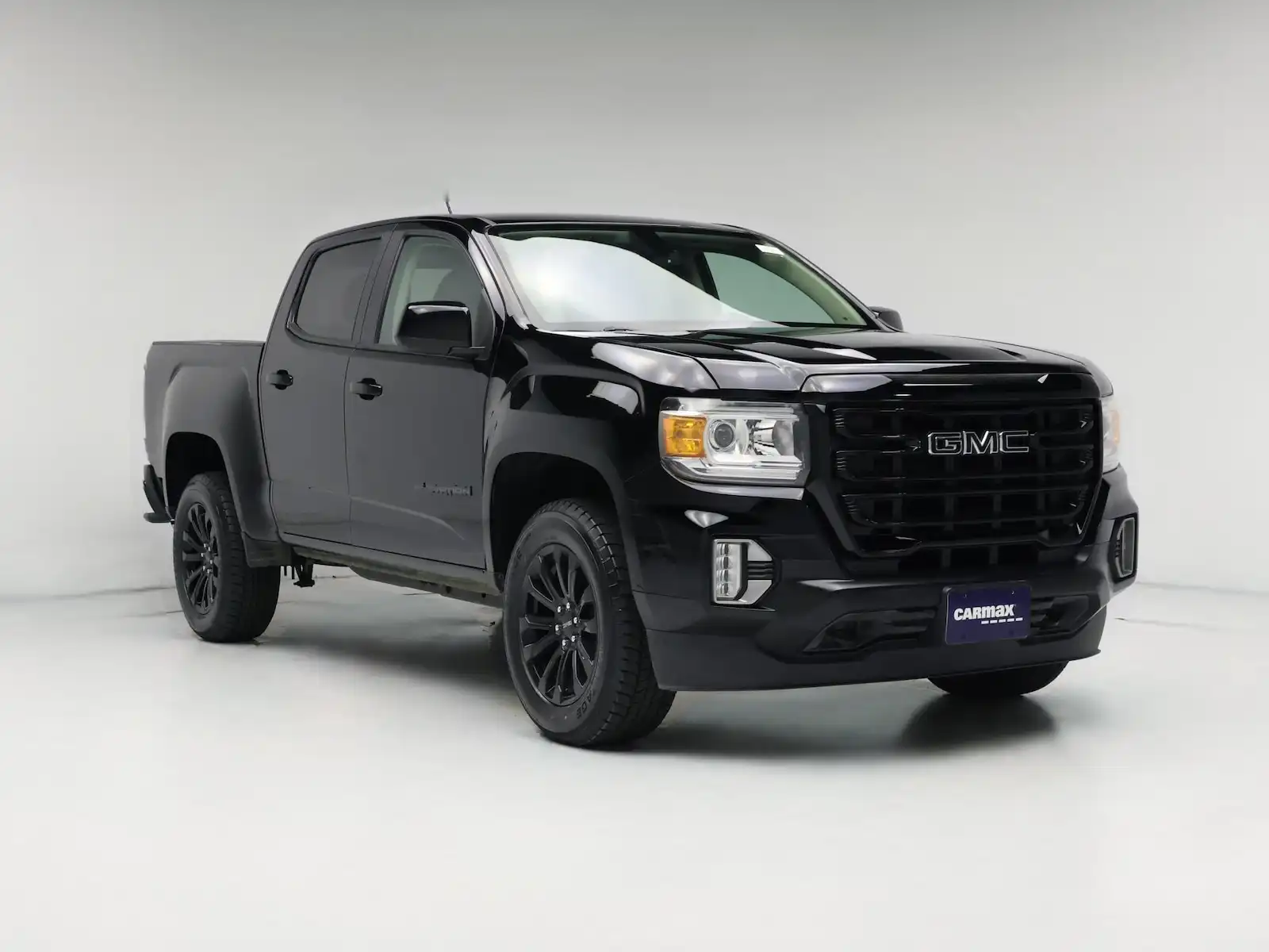 2022 GMC Canyon Elevation 2WD Crew Cab Short Box's photo