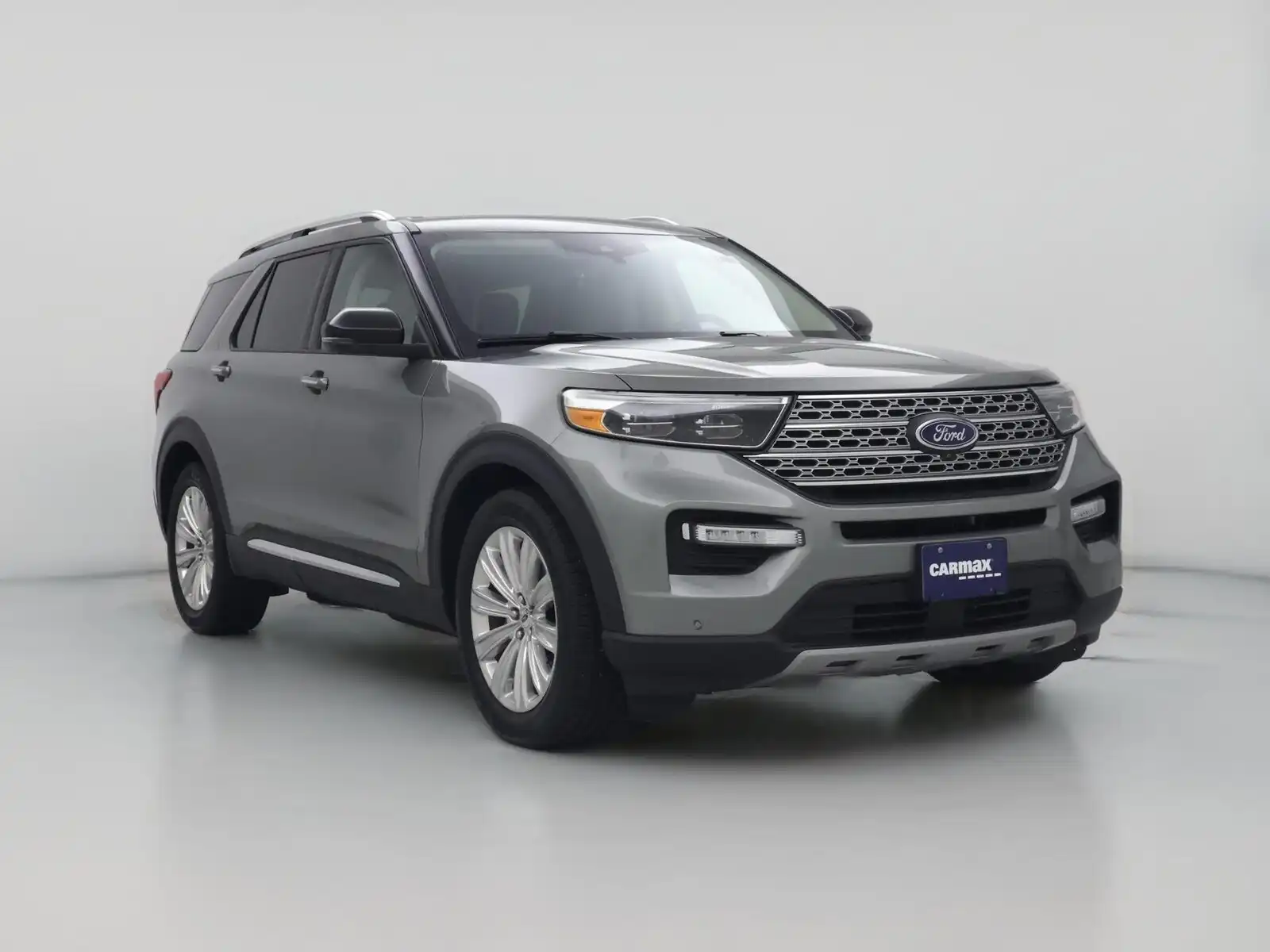2020 Ford Explorer Limited RWD's photo