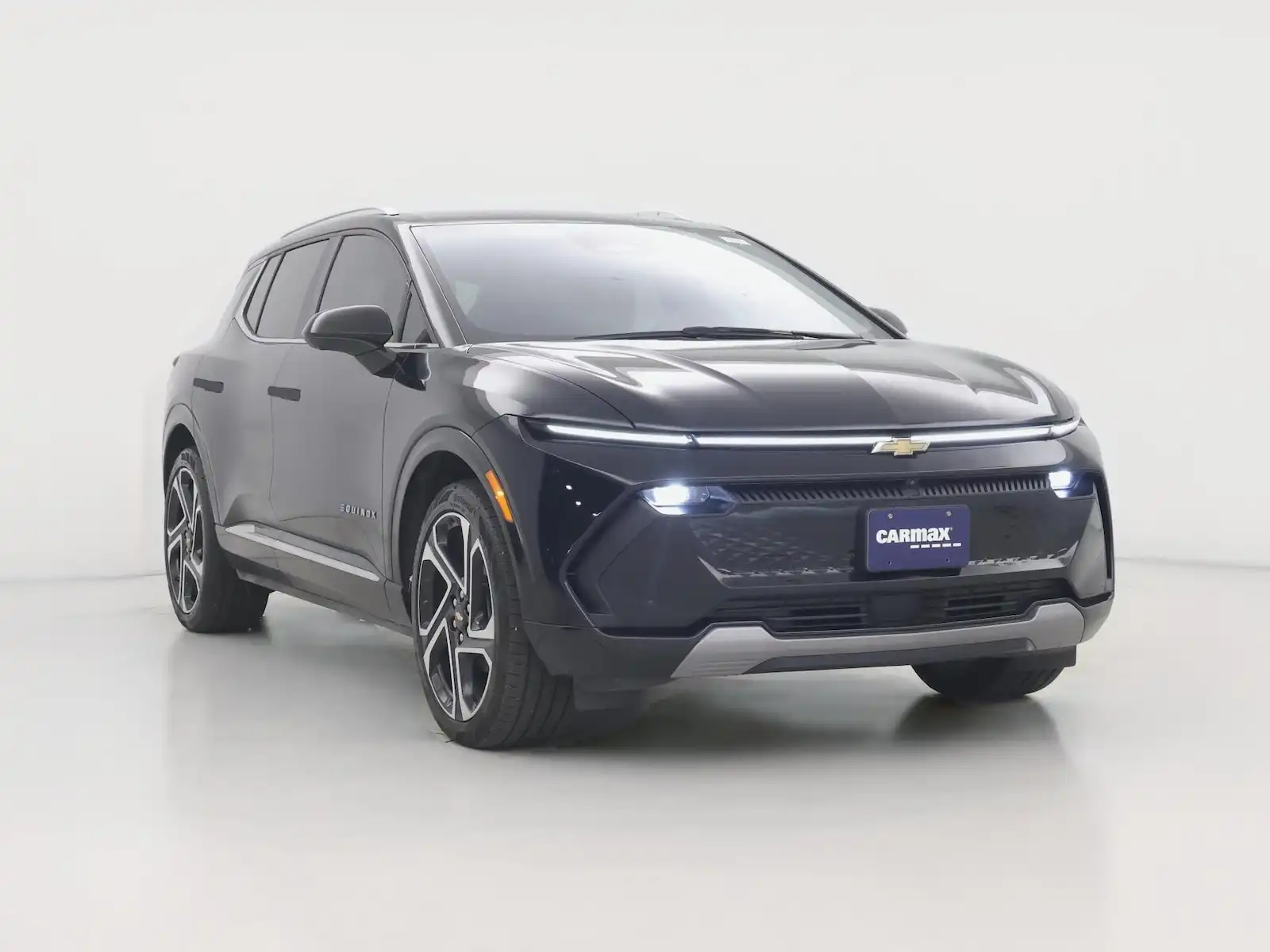 2026 Chevrolet Equinox EV 2LT FWD's photo