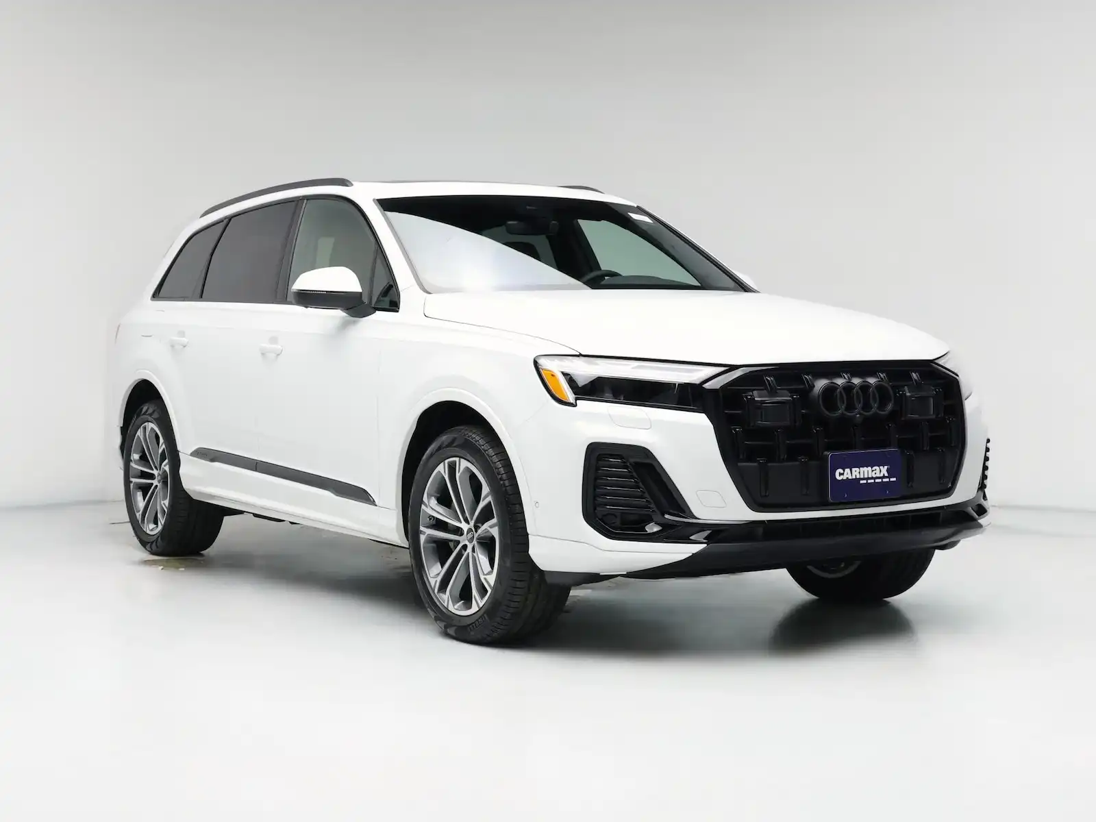 2026 Audi Q7 45 Premium quattro Tiptronic's photo