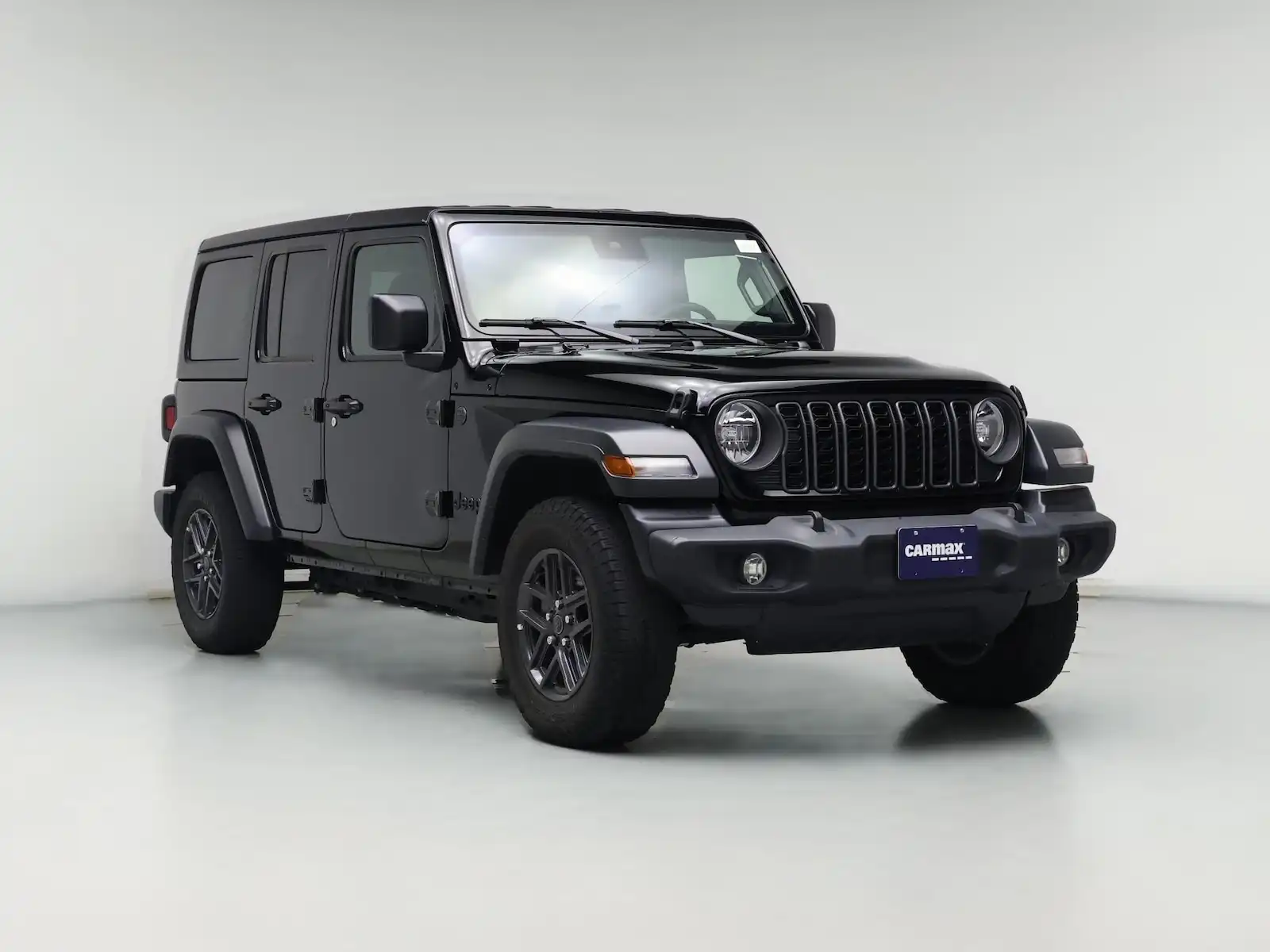 2024 Jeep Wrangler Sport S's photo