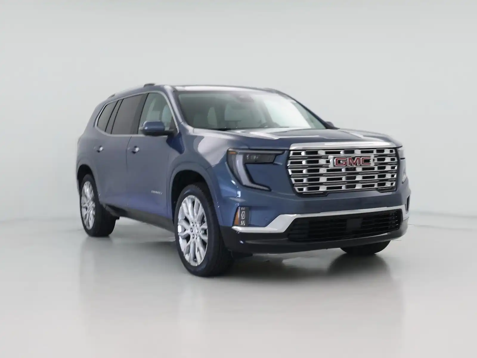 2025 GMC Acadia Denali FWD's photo