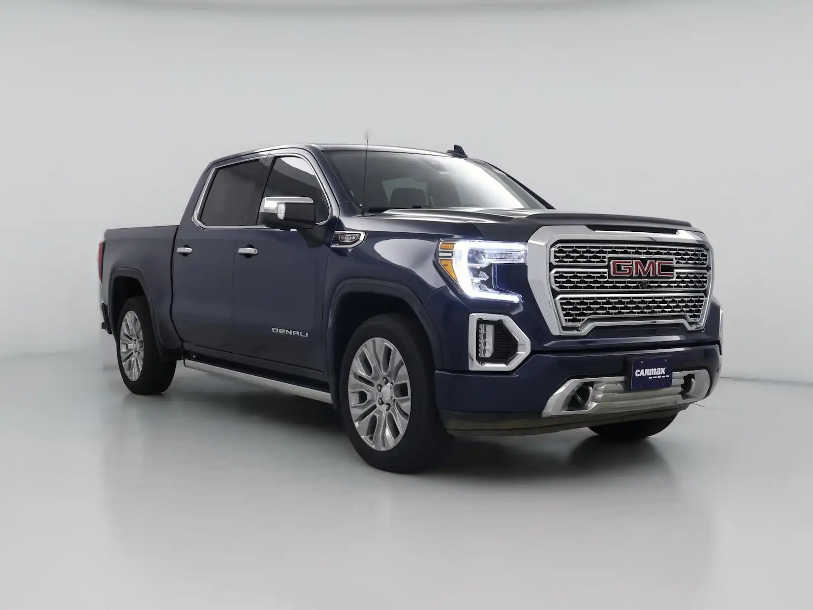 2021 GMC Sierra Denali 4WD Crew Cab Short Box's photo