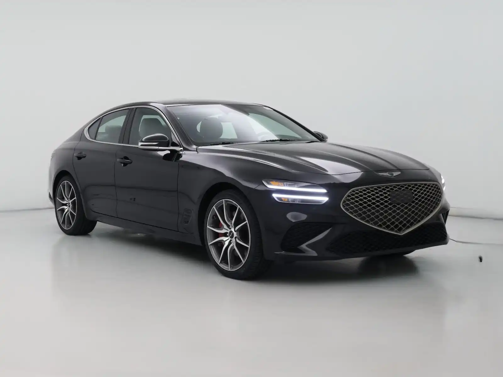 2025 Genesis G70 2.5T Standard's photo