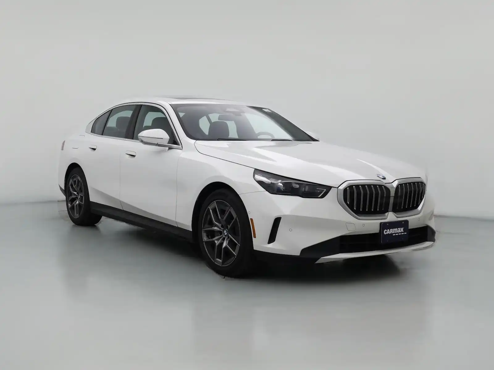 2026 BMW 5 Series 530i Sedan's photo