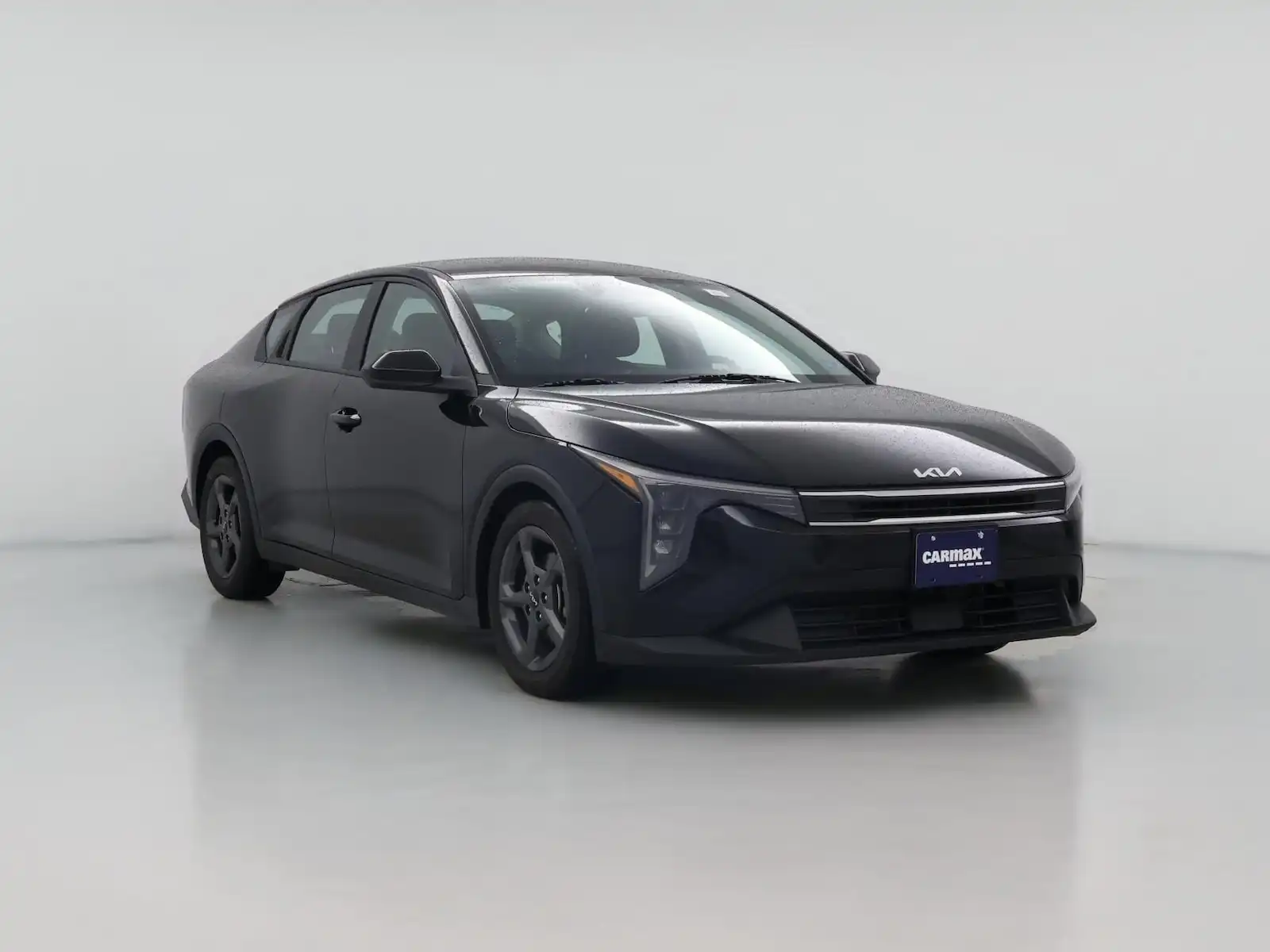 2025 Kia K4 LXS Auto's photo