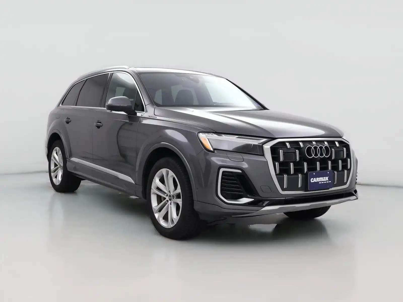 2025 Audi Q7 55 Premium Plus quattro Tiptronic's photo