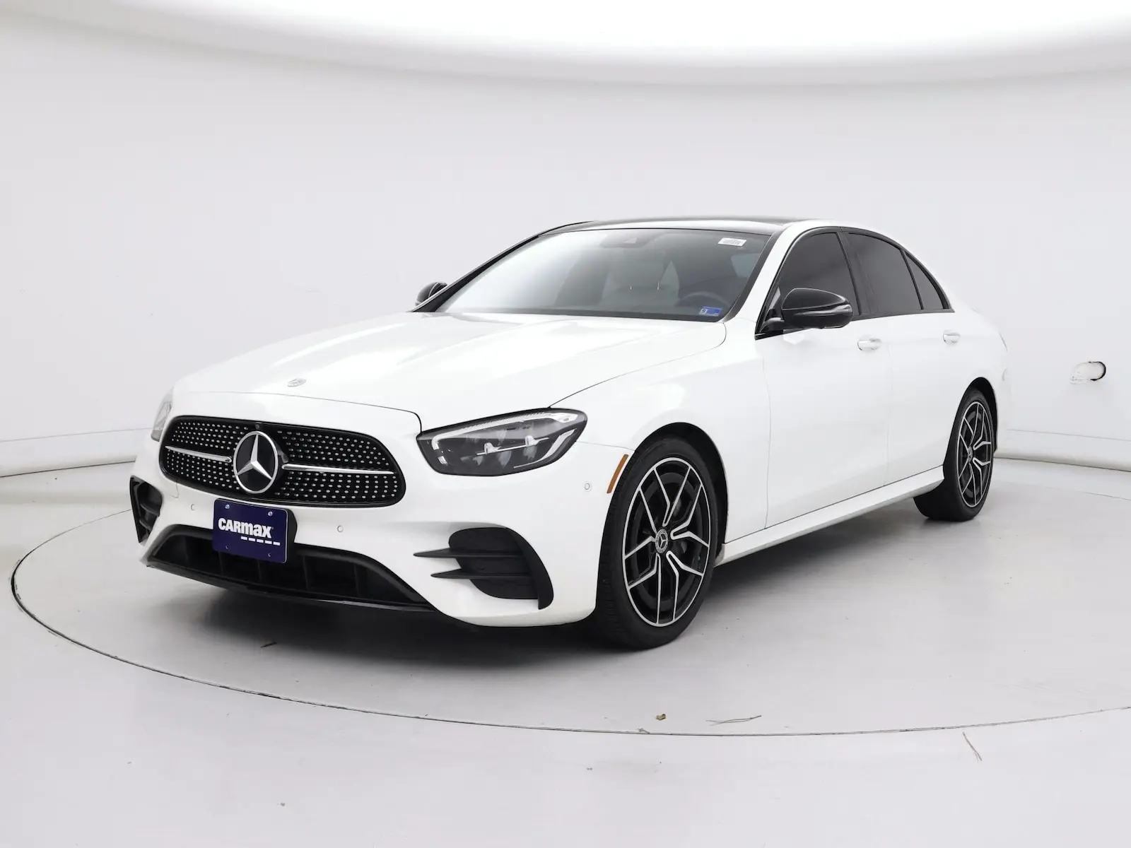 2022 Mercedes-Benz E-Class E350 photo 5