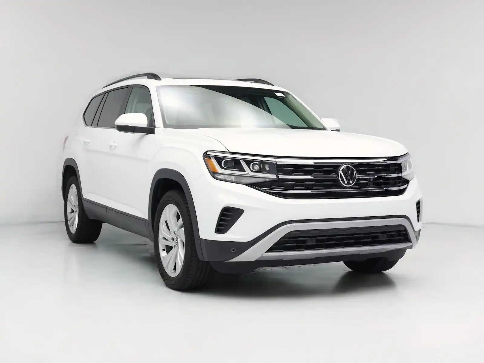 2023 Volkswagen Atlas 3.6L SE with Tech's photo