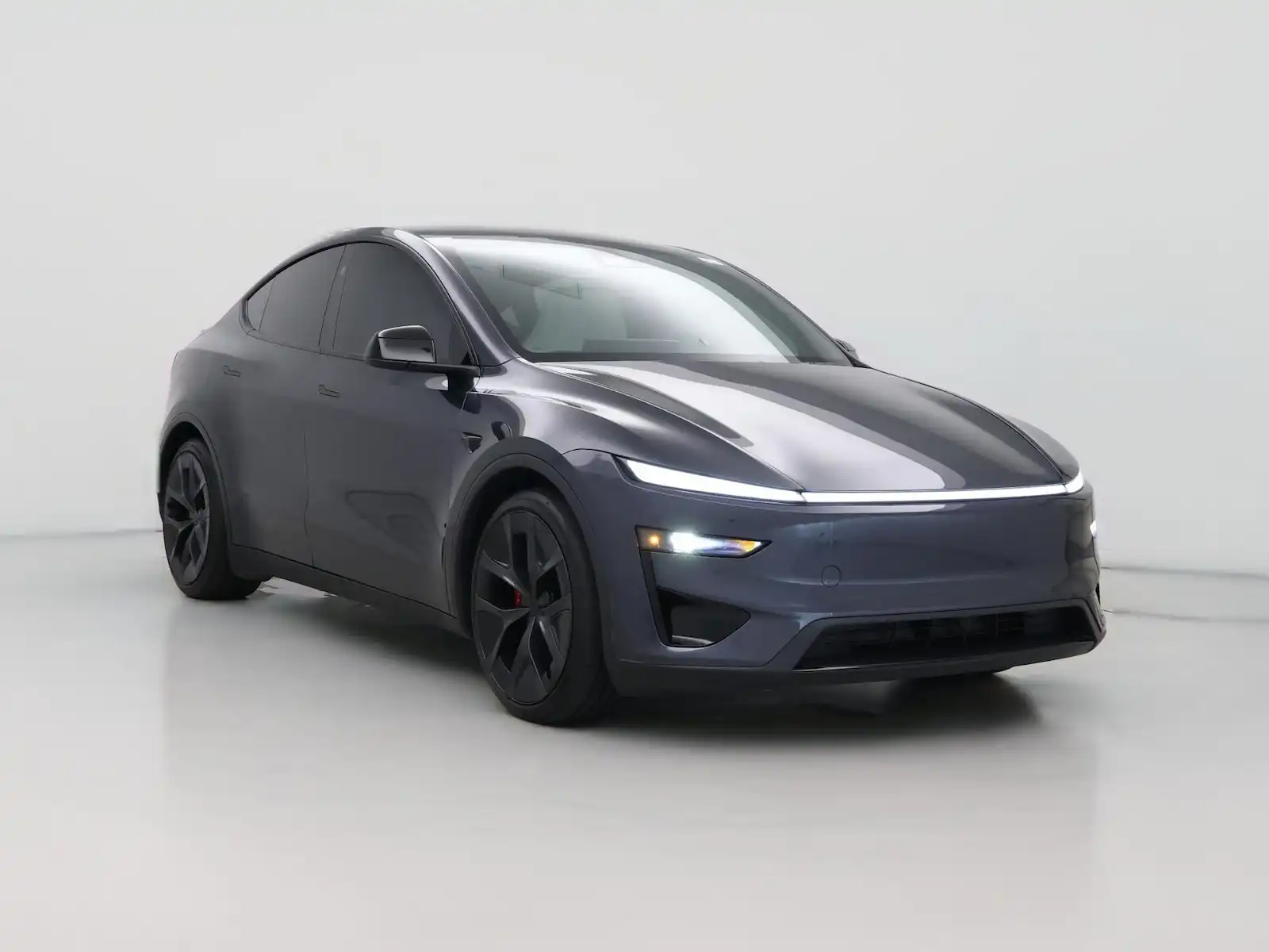 2026 Tesla Model Y Performance AWD's photo