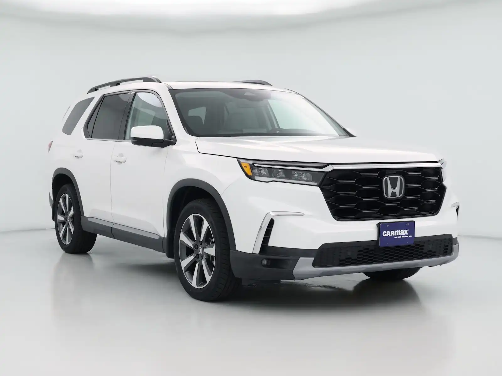 2024 Honda Pilot Touring AWD's photo