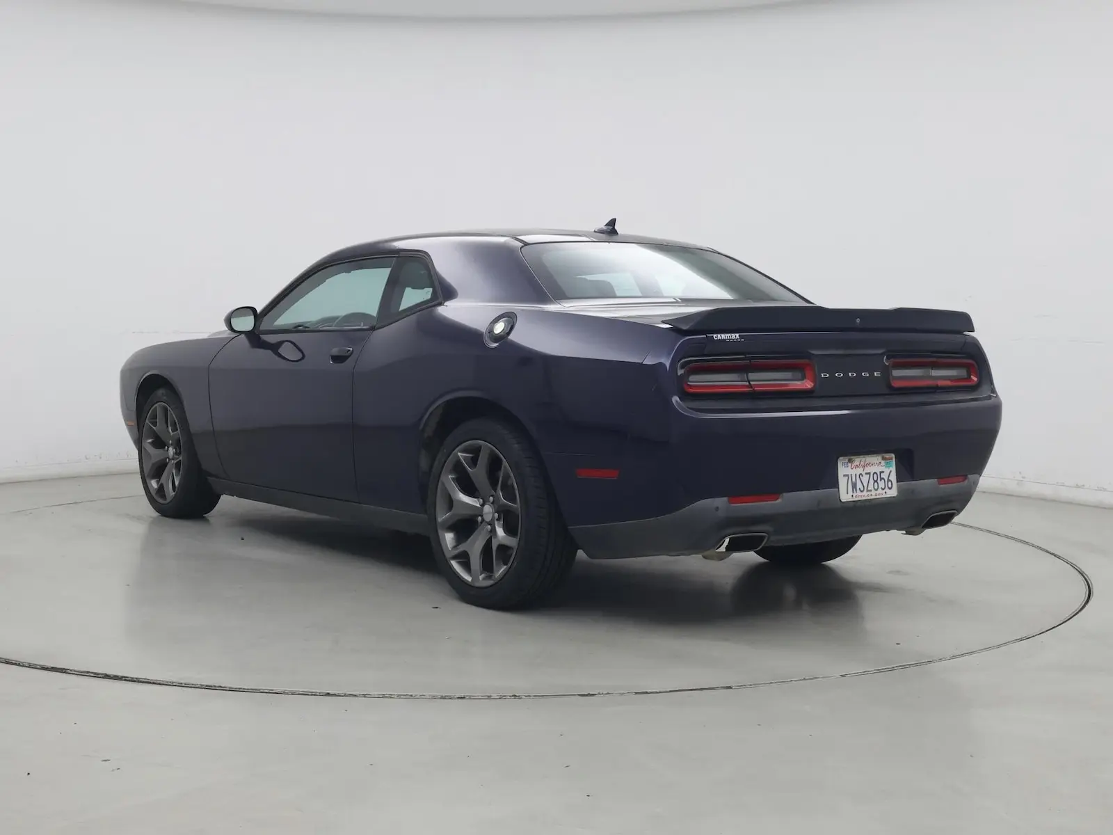 2016 Dodge Challenger SXT Plus photo 3