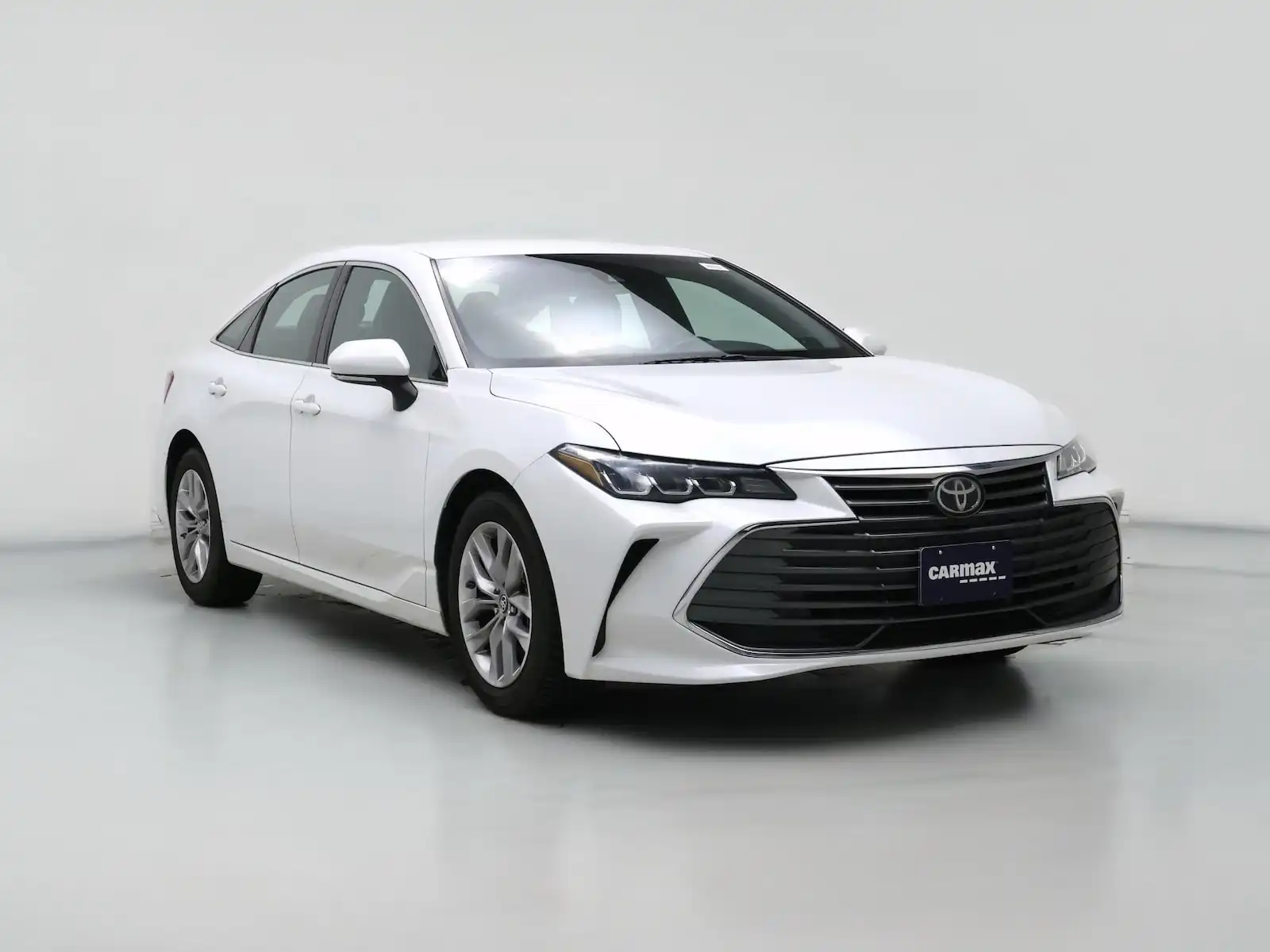 2019 Toyota Avalon XLE's photo