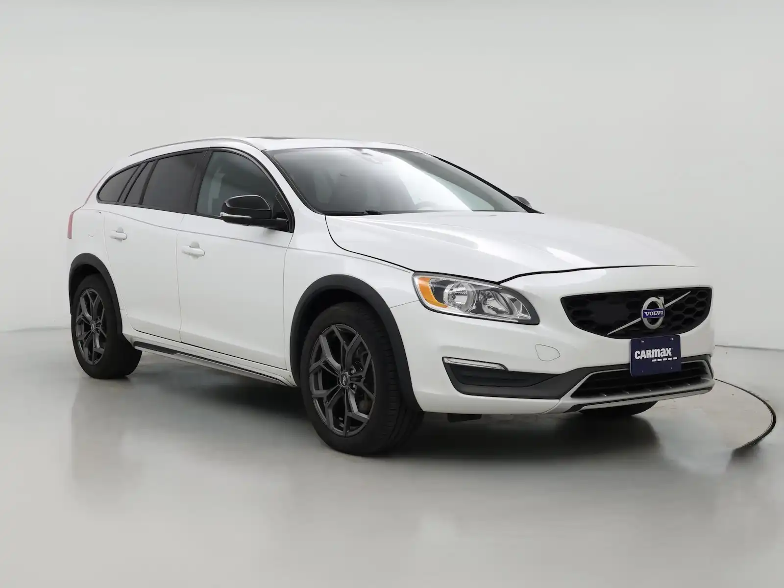 2016 Volvo V60 T5 Cross Country AWD's photo