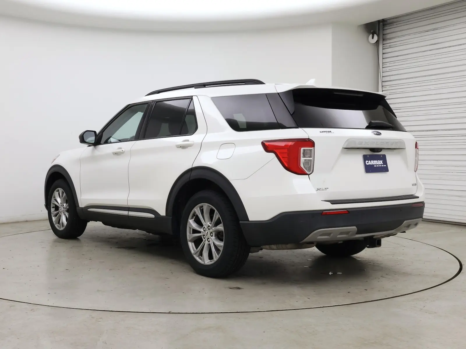 2020 Ford Explorer XLT 4WD photo 3