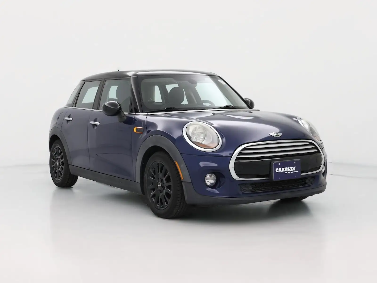2015 MINI Cooper 4 Door photo 1