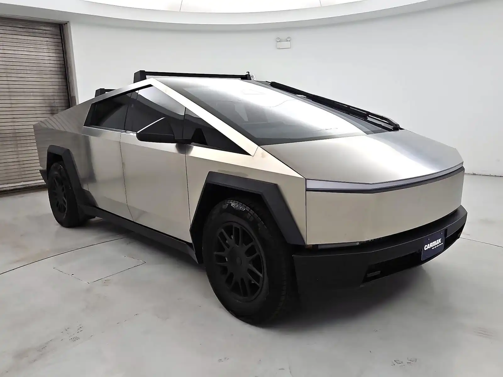 2024 Tesla Cybertruck RWD's photo
