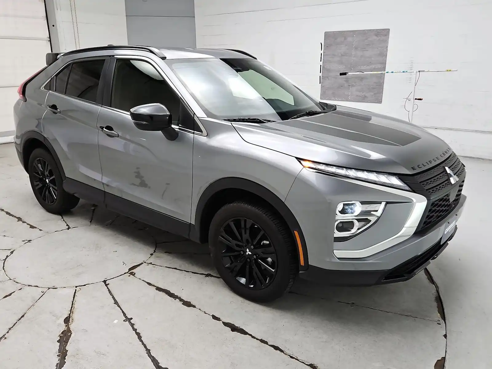 2025 Mitsubishi Eclipse Cross Black Edition S-AWC's photo