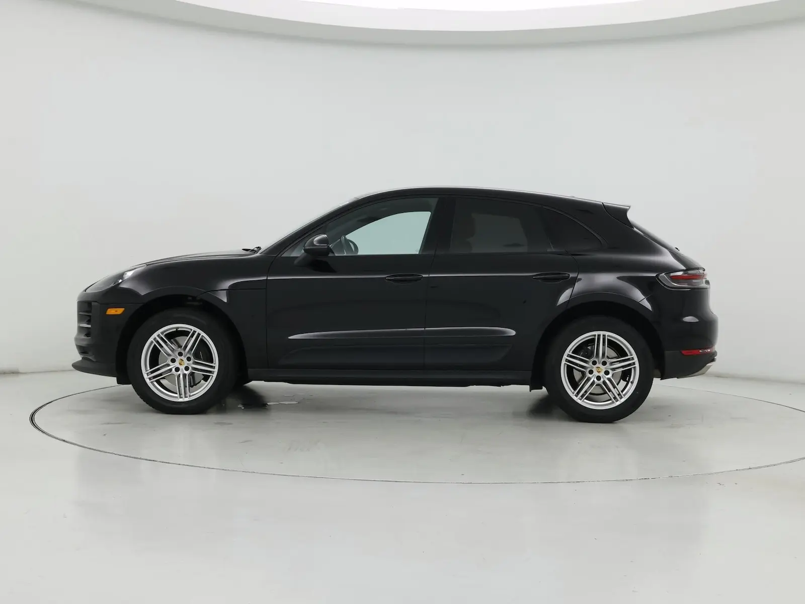 2019 Porsche Macan Base photo 4