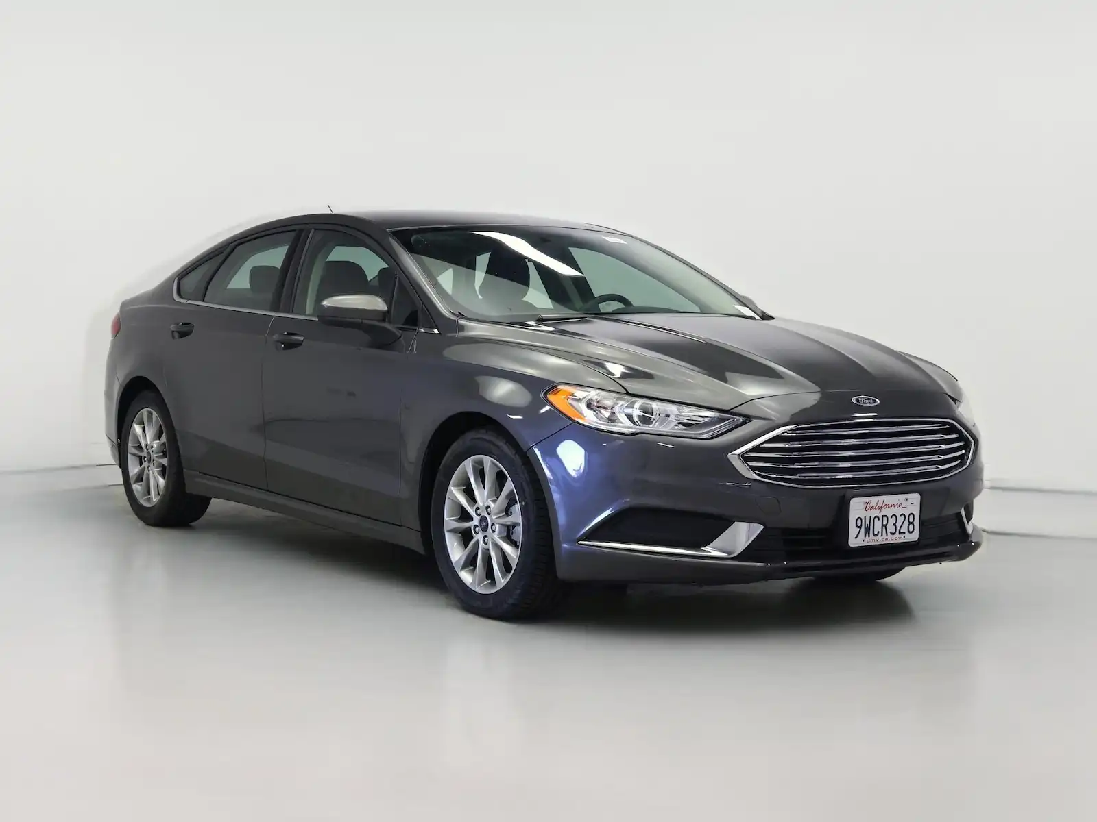 2017 Ford Fusion SE FWD's photo