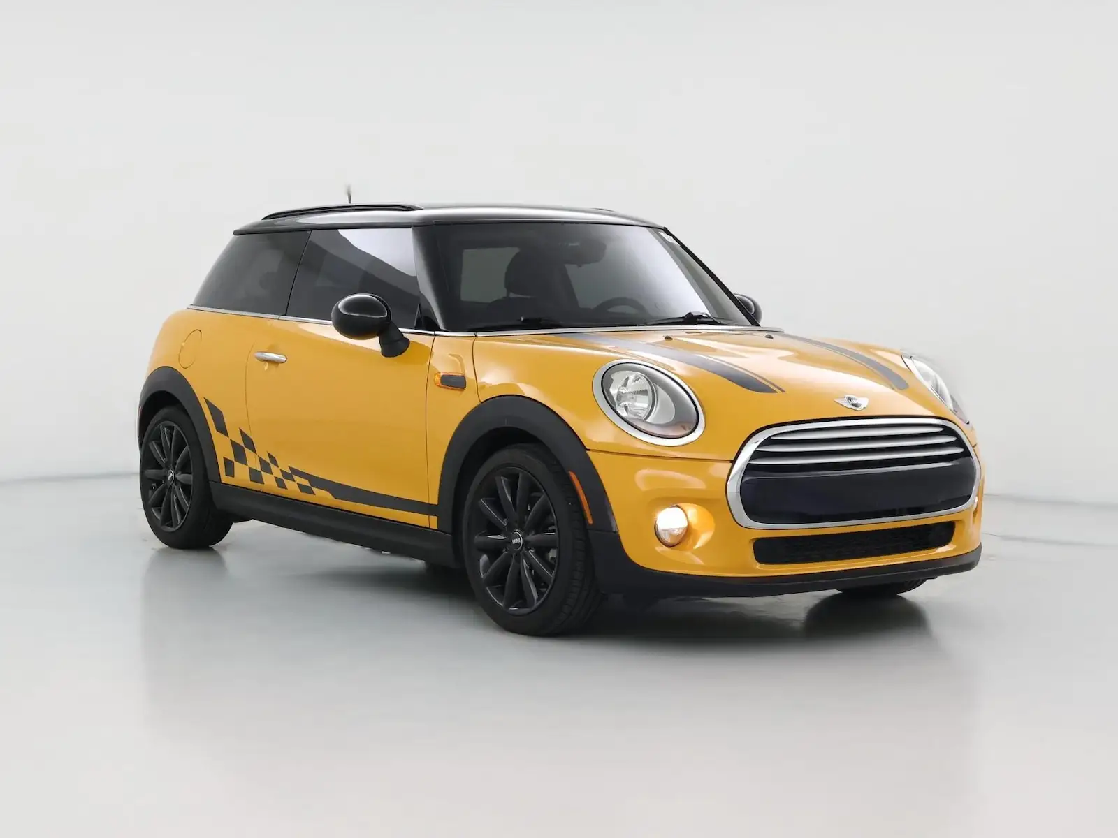 2015 MINI Cooper Base photo 1