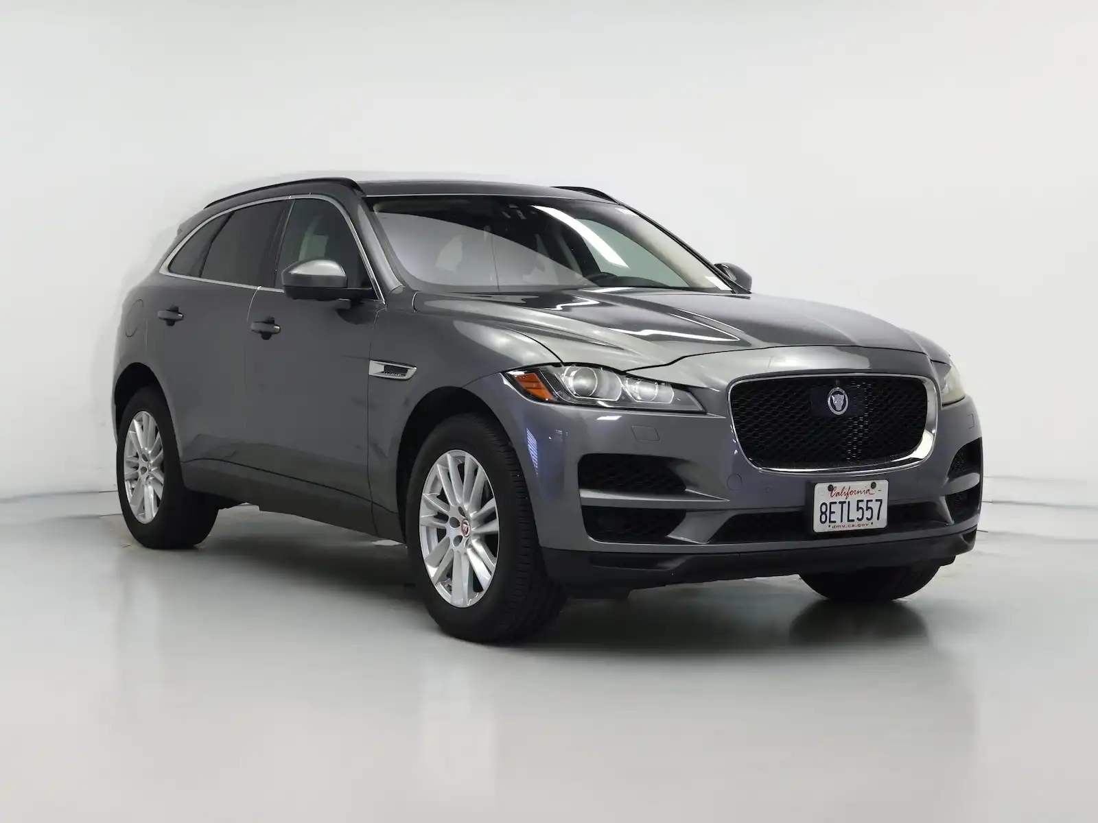 2019 Jaguar F-PACE 30t Prestige AWD's photo