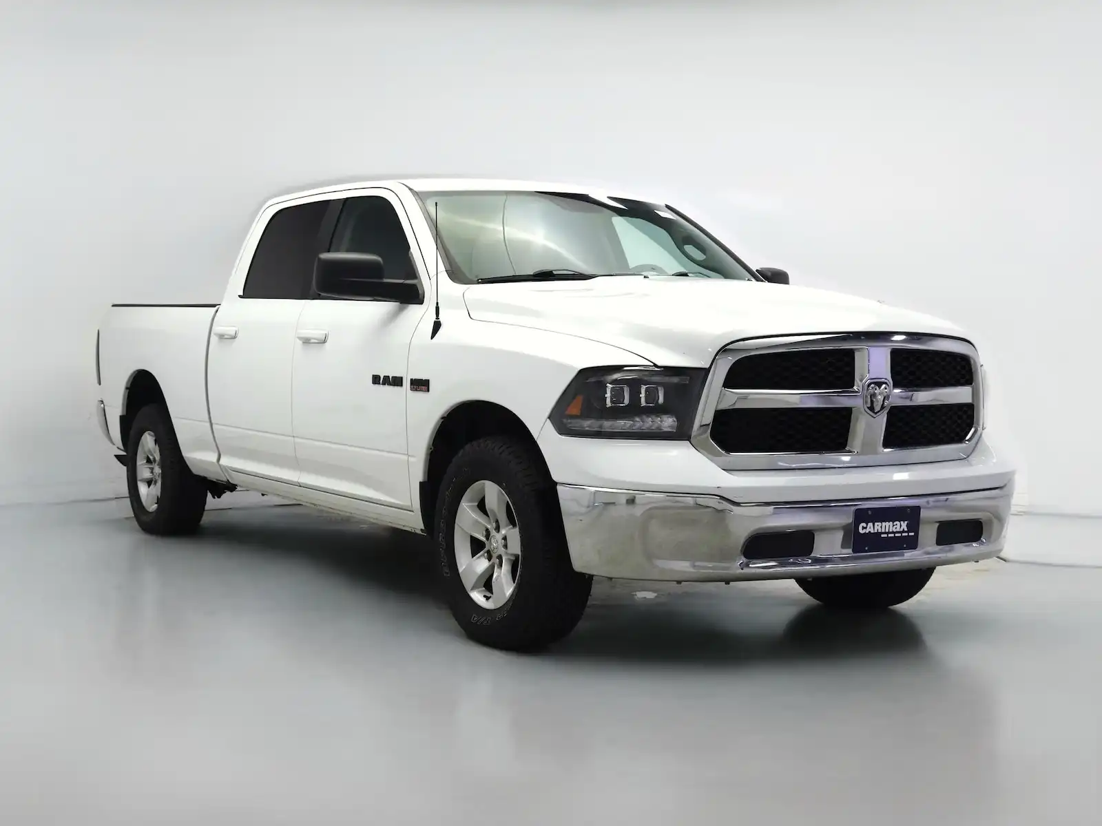 2021 RAM 1500 Classic SLT Crew Cab 6'4's photo