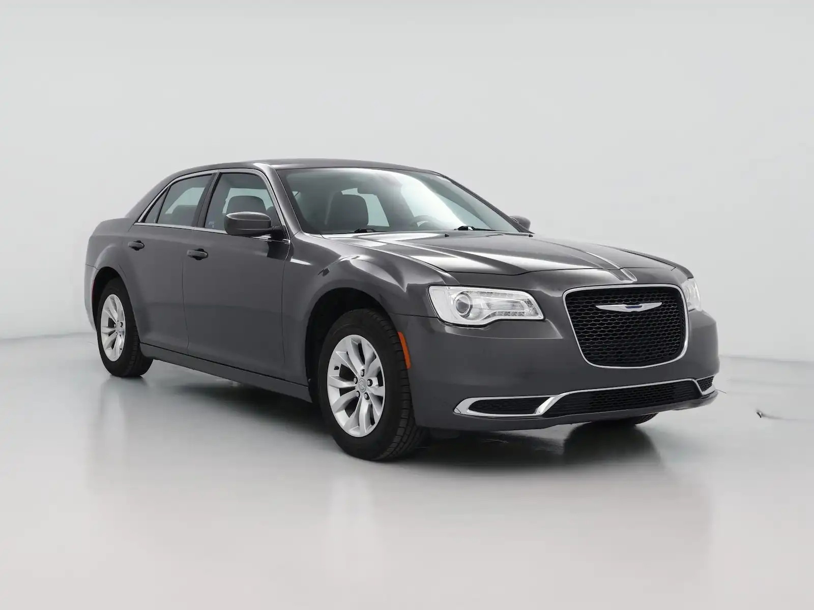 2015 Chrysler 300 V6 Limited's photo