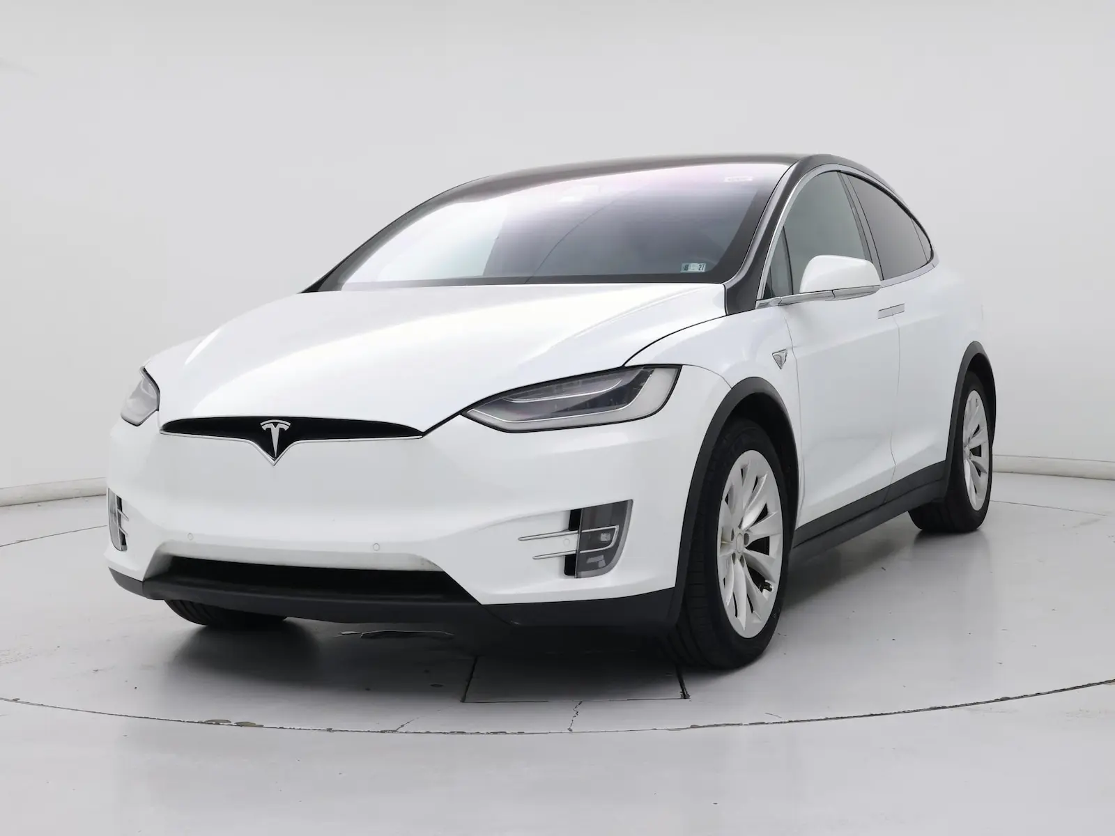 2020 Tesla Model X Long Range Plus photo 5