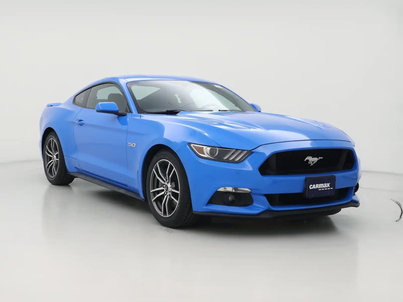 2017 Ford Mustang GT Coupe's photo