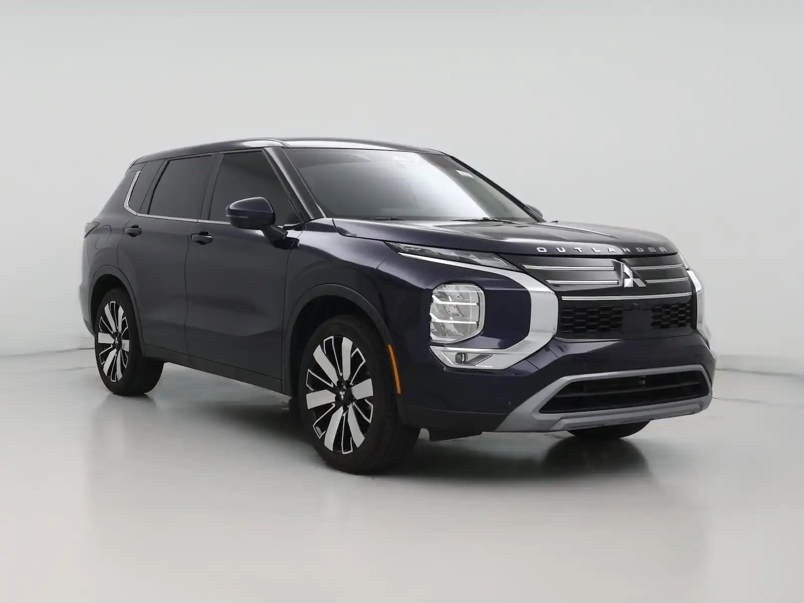 2025 Mitsubishi Outlander SE FWD's photo