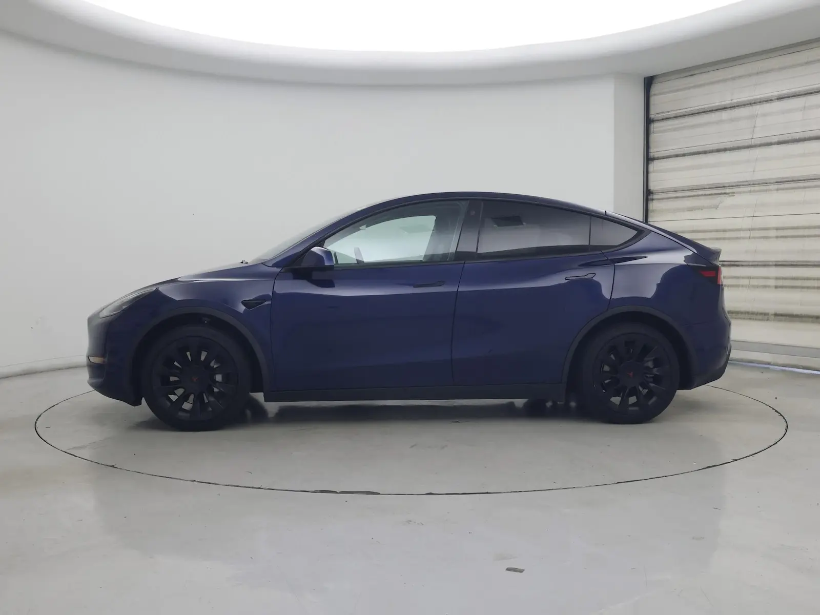 2021 Tesla Model Y Standard Range photo 4