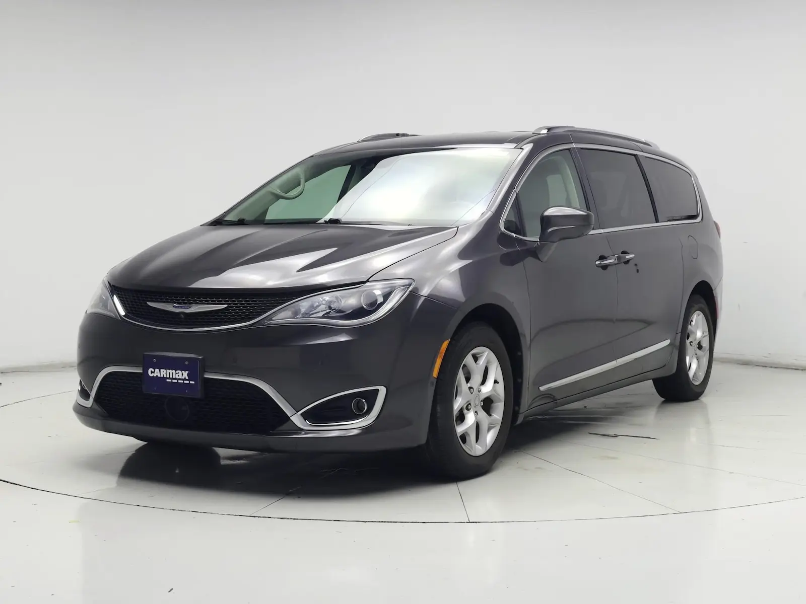 2019 Chrysler Pacifica Touring L Plus photo 5