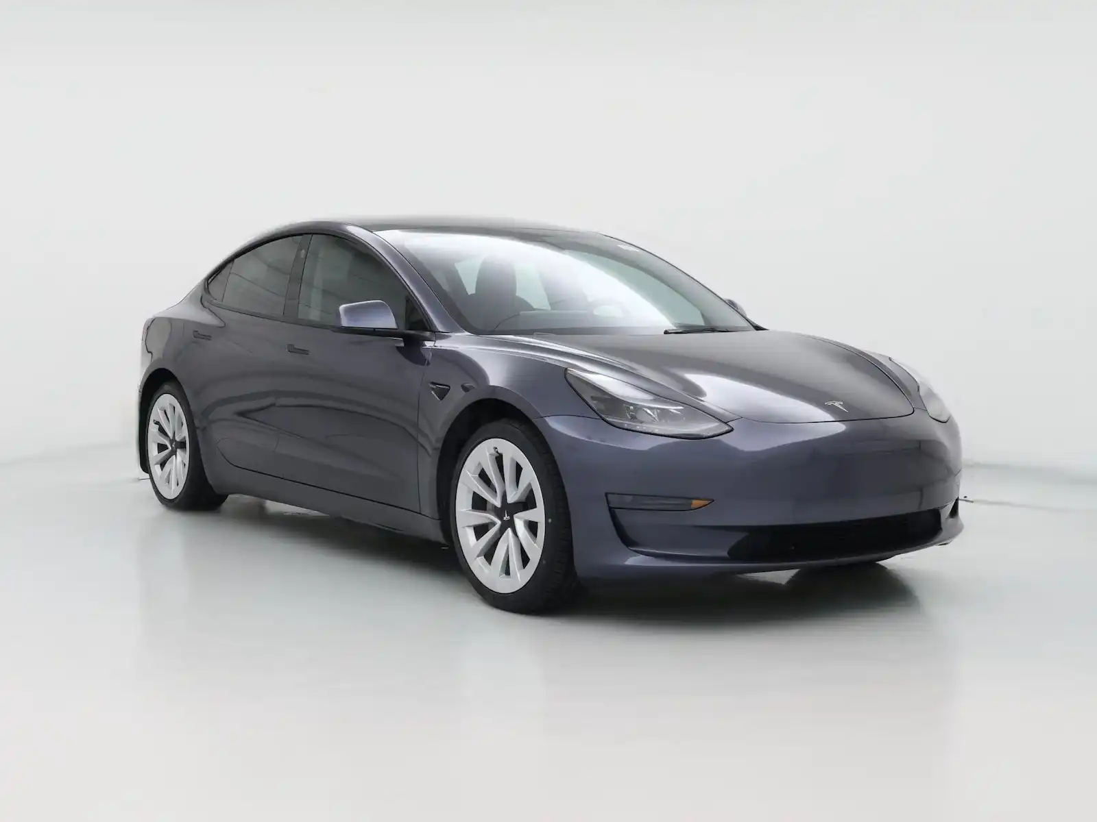 2021 Tesla Model 3 Standard Range Plus's photo
