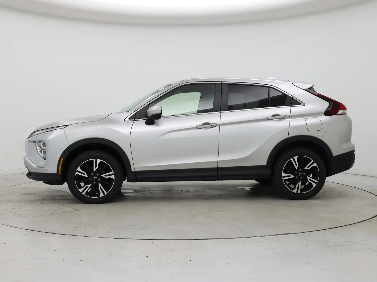 2023 Mitsubishi Eclipse Cross SE S-AWC photo 4