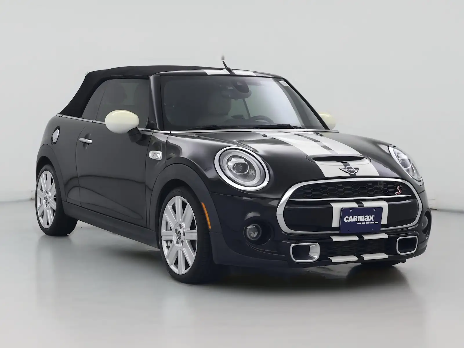 2020 MINI Convertible Cooper S's photo