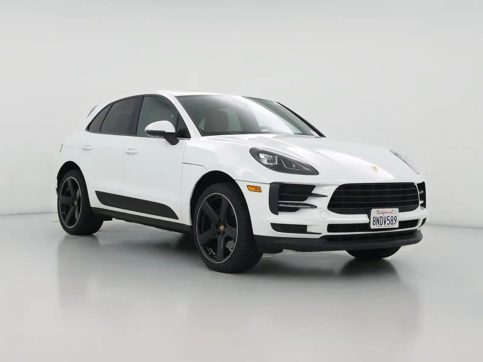 2019 Porsche Macan Base's photo