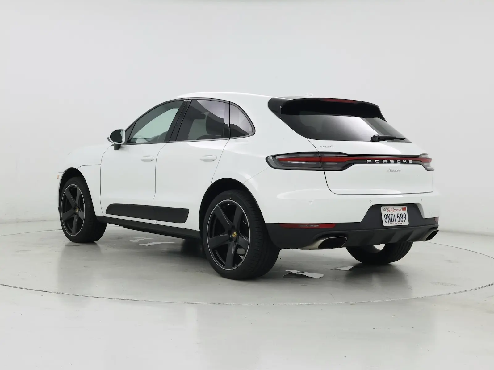 2019 Porsche Macan Base photo 3