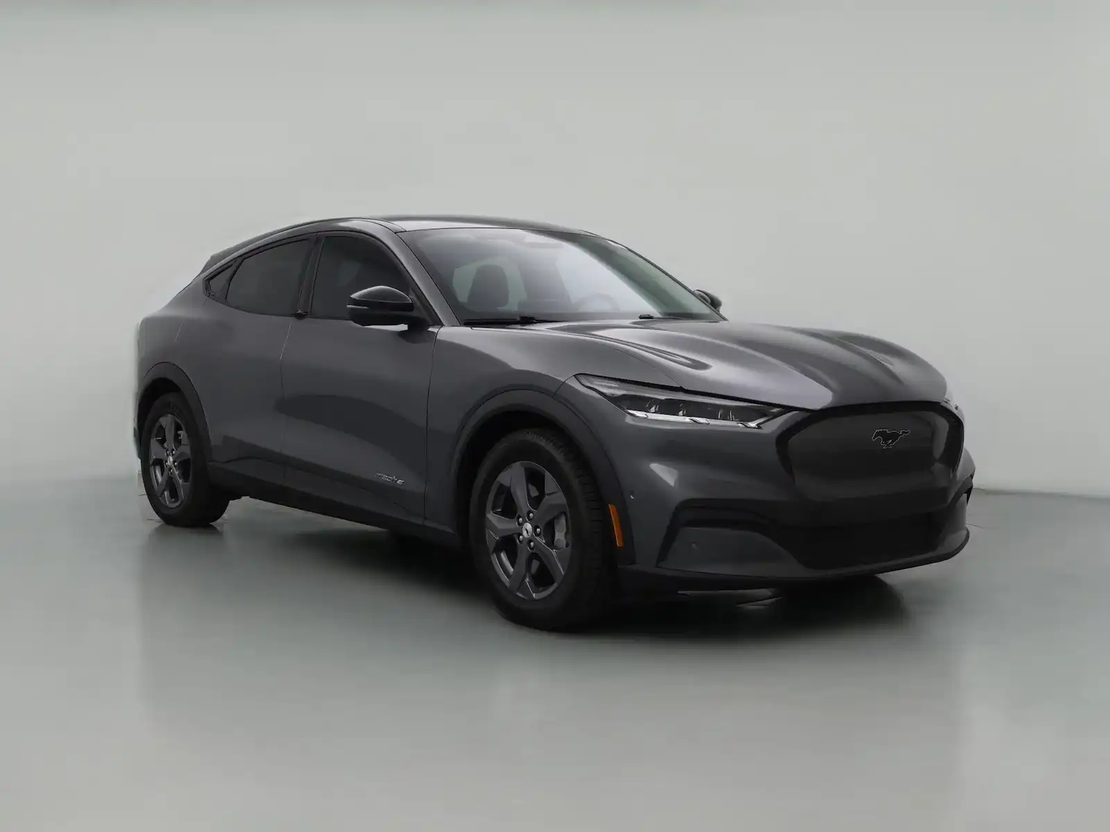 2023 Ford Mustang-Mach-e Select's photo