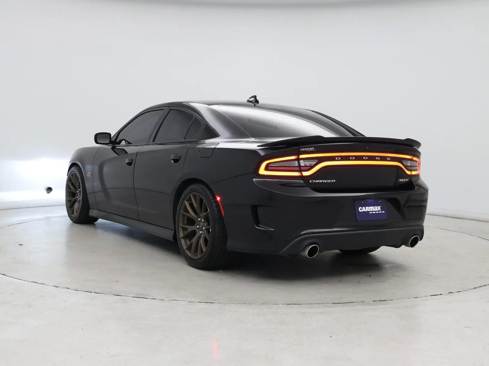 2016 Dodge Charger SRT 392 photo 3