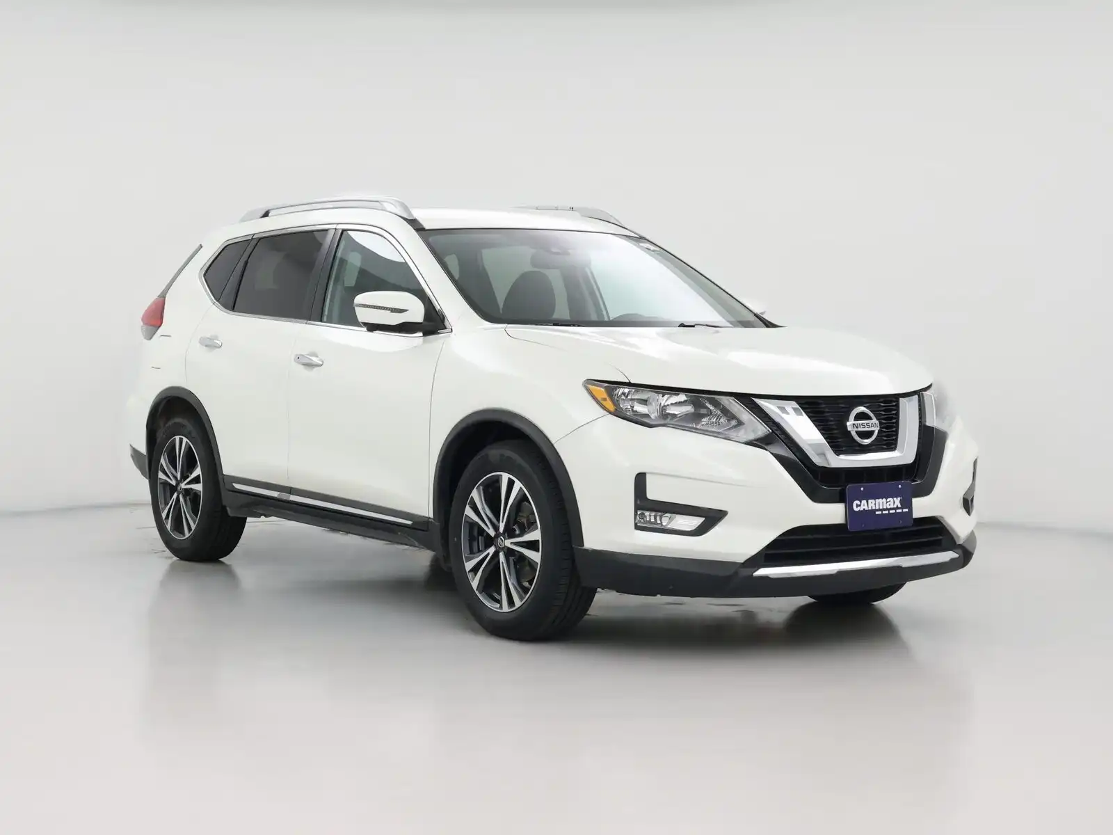 2017 Nissan Rogue SL FWD's photo