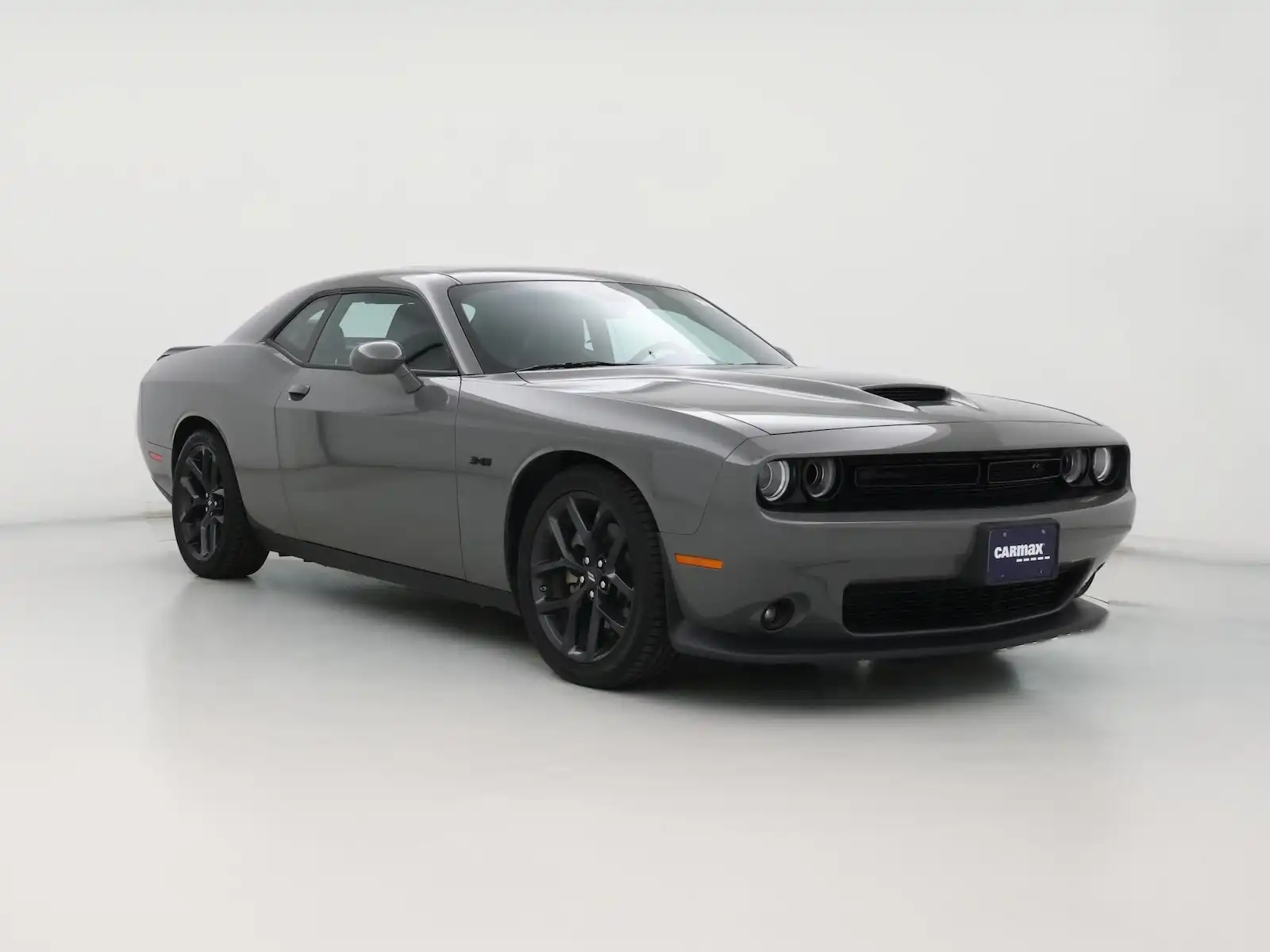2023 Dodge Challenger R/T's photo