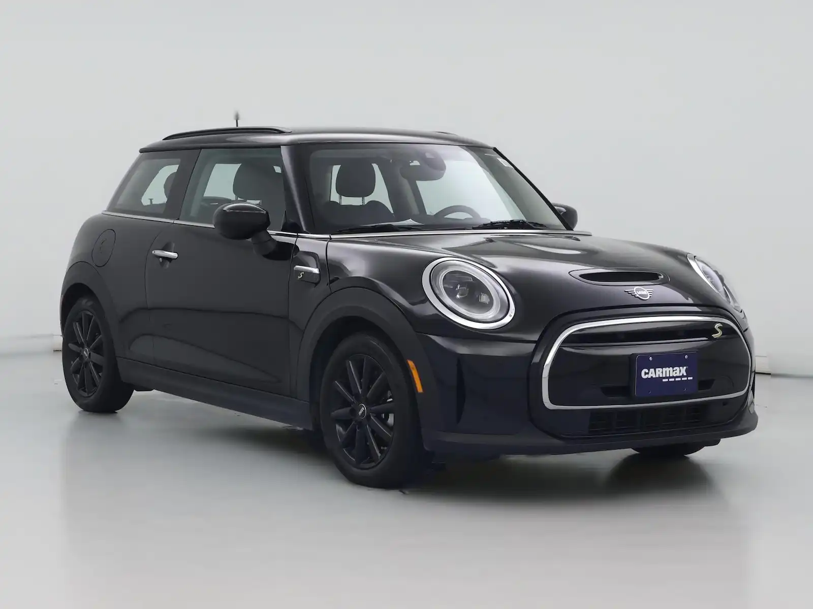 2022 MINI Hardtop Cooper SE's photo