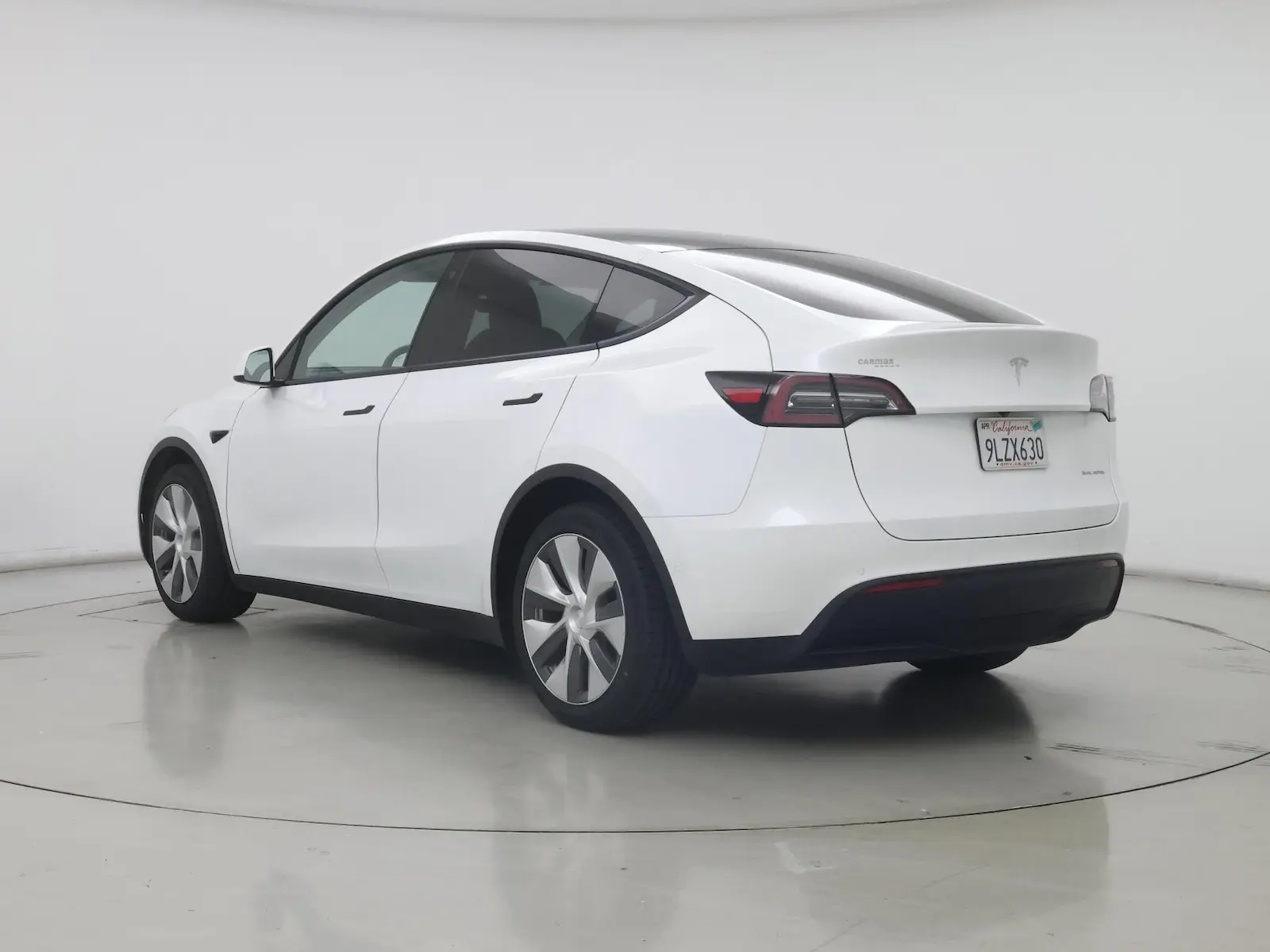 2020 Tesla Model Y Long Range Dual Motor AWD photo 3