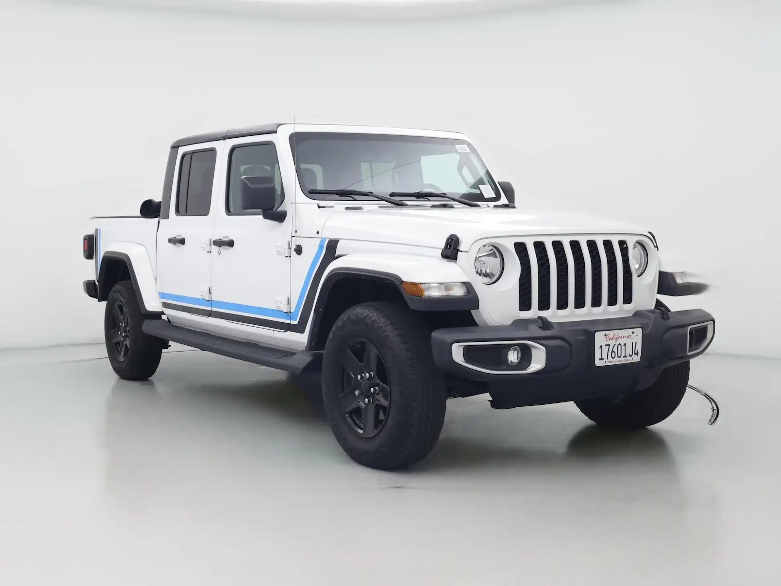 2021 Jeep Gladiator Sport S's photo