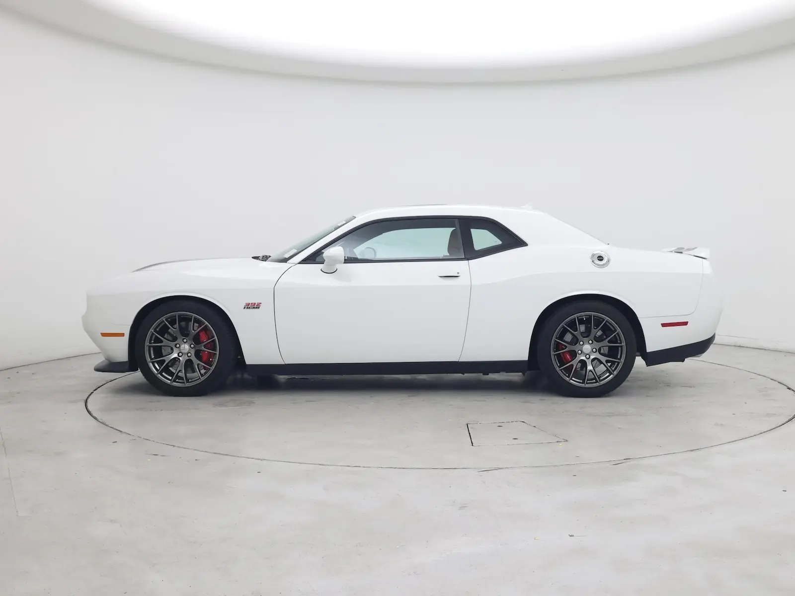 2016 Dodge Challenger SRT 392 photo 4