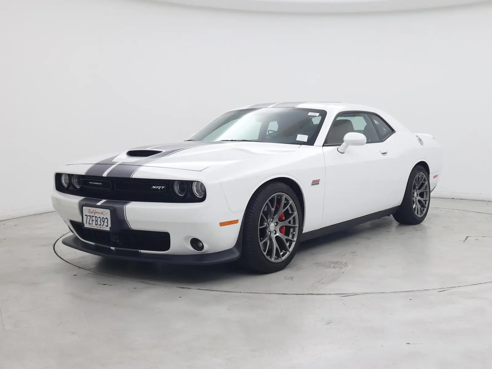 2016 Dodge Challenger SRT 392 photo 5