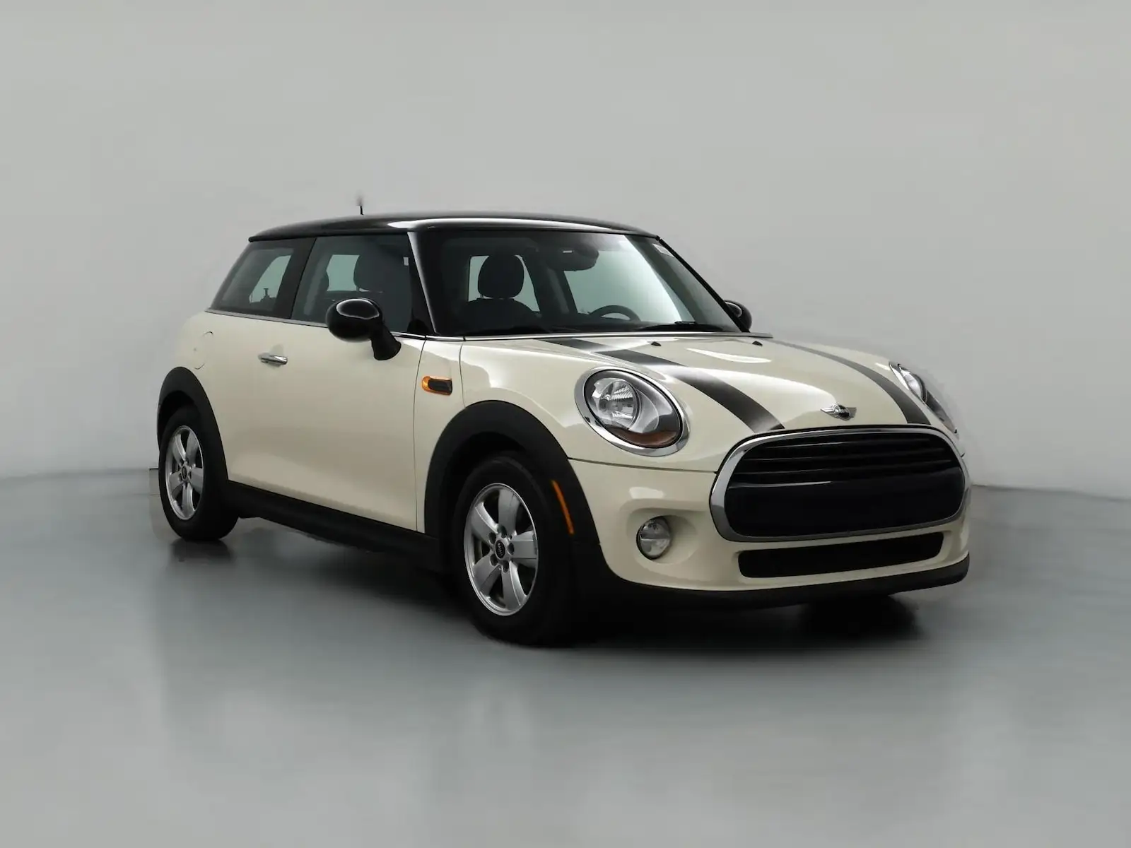 2016 MINI Cooper Base photo 1