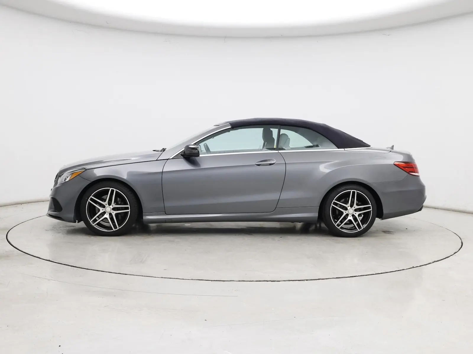 2017 Mercedes-Benz E-Class E400 photo 4