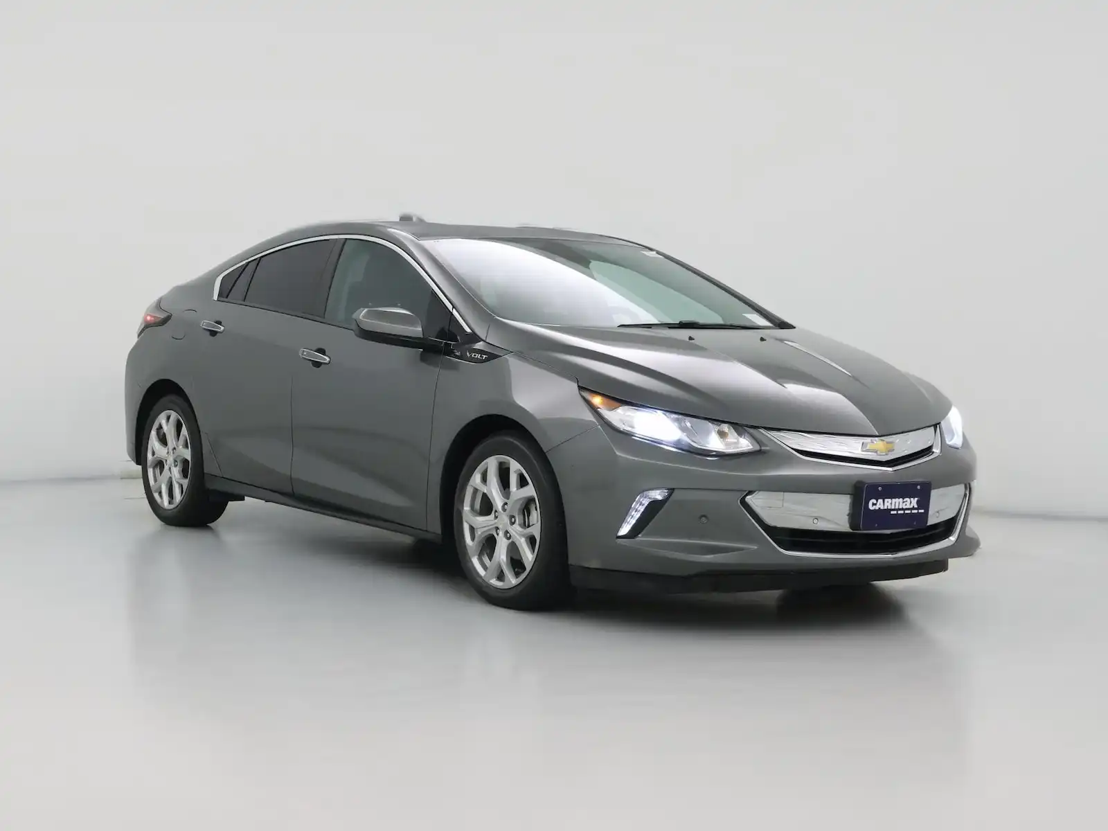 2017 Chevrolet Volt Premier's photo